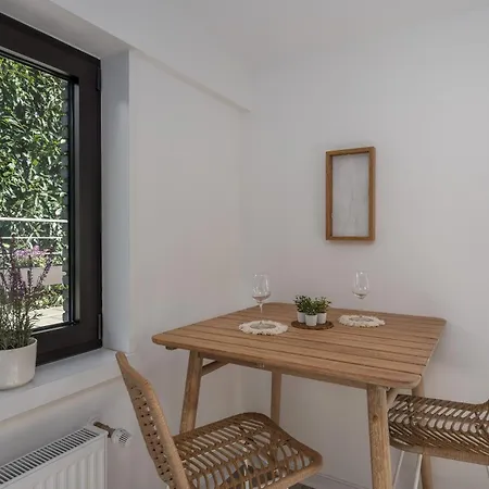 Apartment Entspannung Im Boho-flair: Sauna & Whirlpool