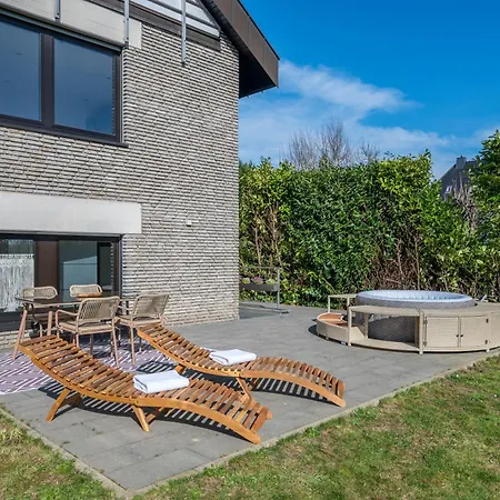 Entspannung Im Boho-flair: Sauna & Whirlpool