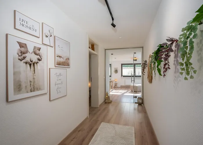 Entspannung Im Boho-flair: Sauna & Whirlpool Apartamento