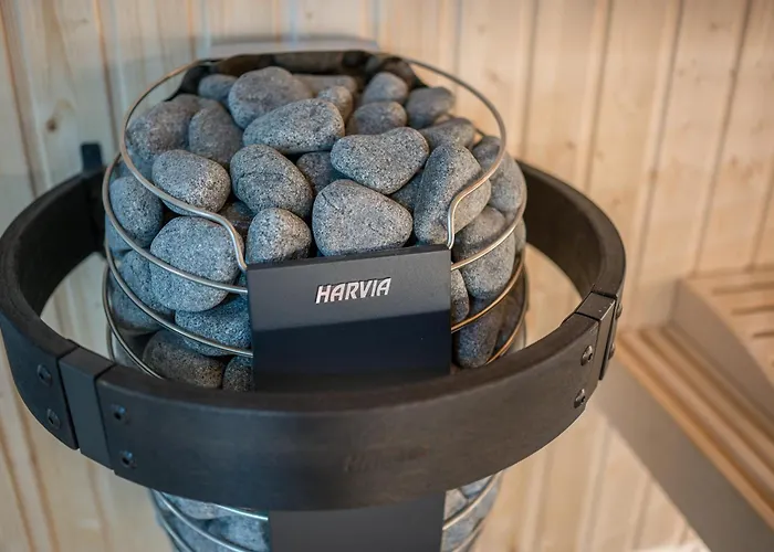 Entspannung Im Boho-flair: Sauna & Whirlpool